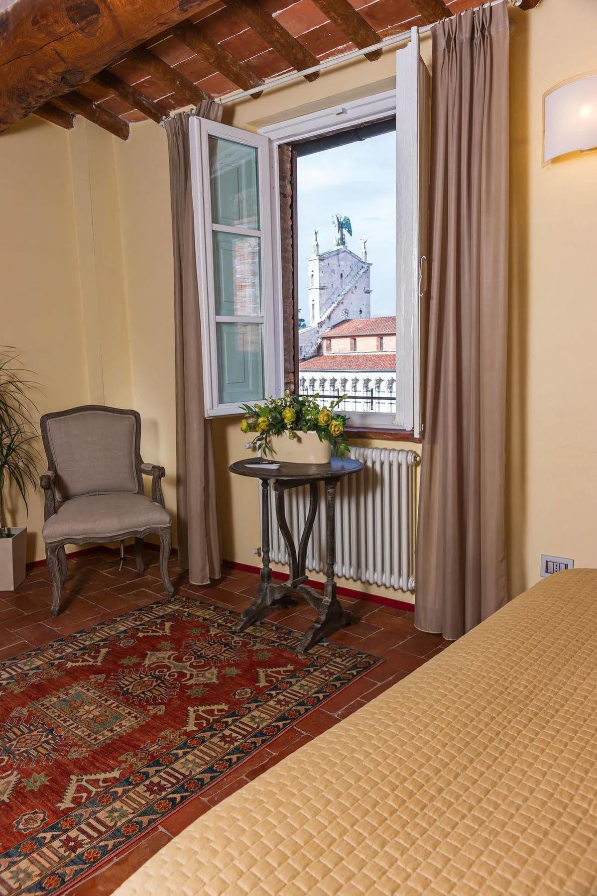Antica Residenza Dell'Angelo Hotel Lucca Bagian luar foto