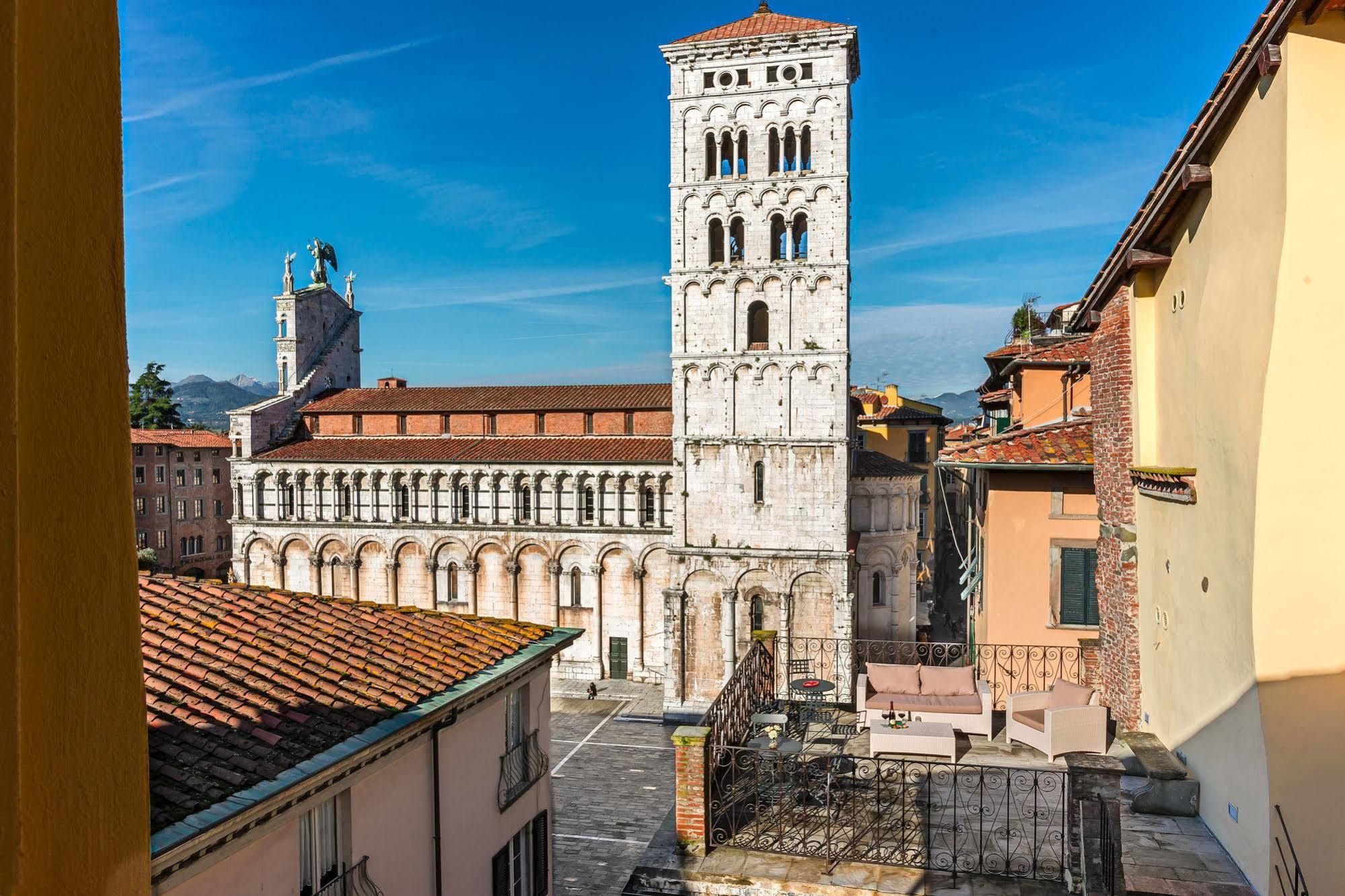 Antica Residenza Dell'Angelo Hotel Lucca Bagian luar foto